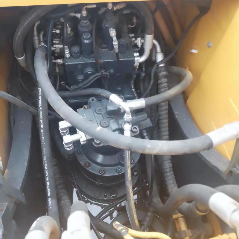 used hyundai excavator transmission