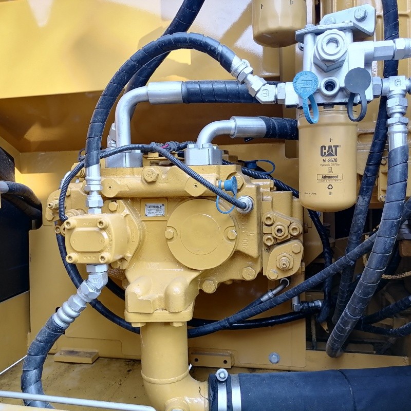  orignal  cat hydraulic pump