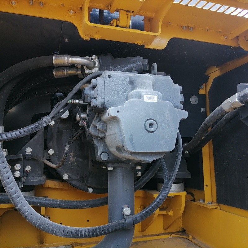  orignal  Komatsu350-7 pump